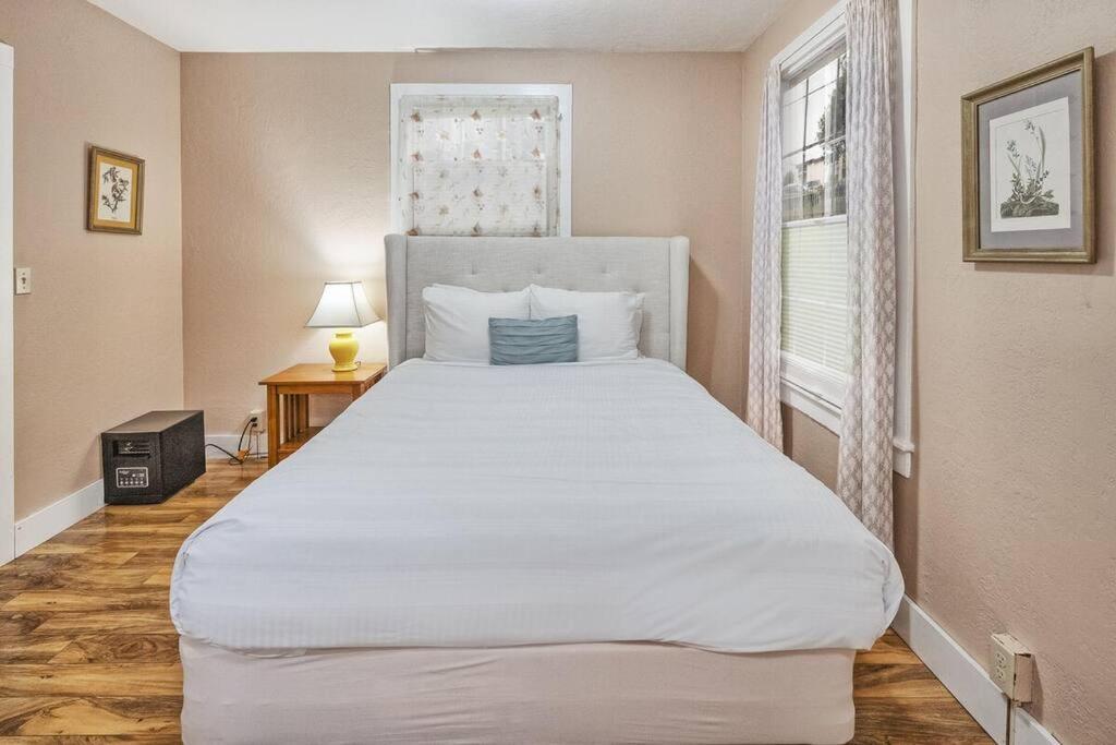 Downtown Drift-hot Tub,sauna,bikes,pet Friendly