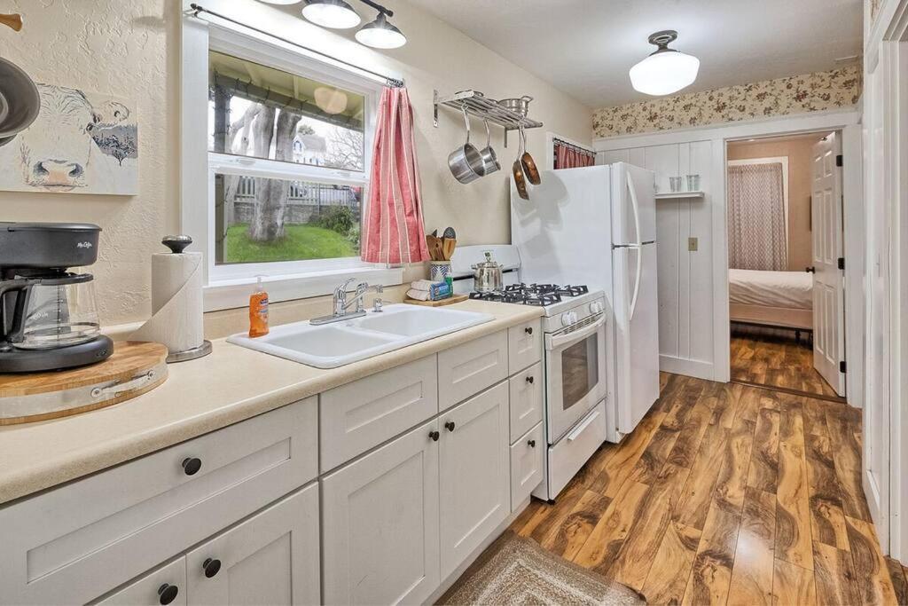 Apartment Downtown Drift-hot Tub,sauna,bikes,pet Friendly Arcata